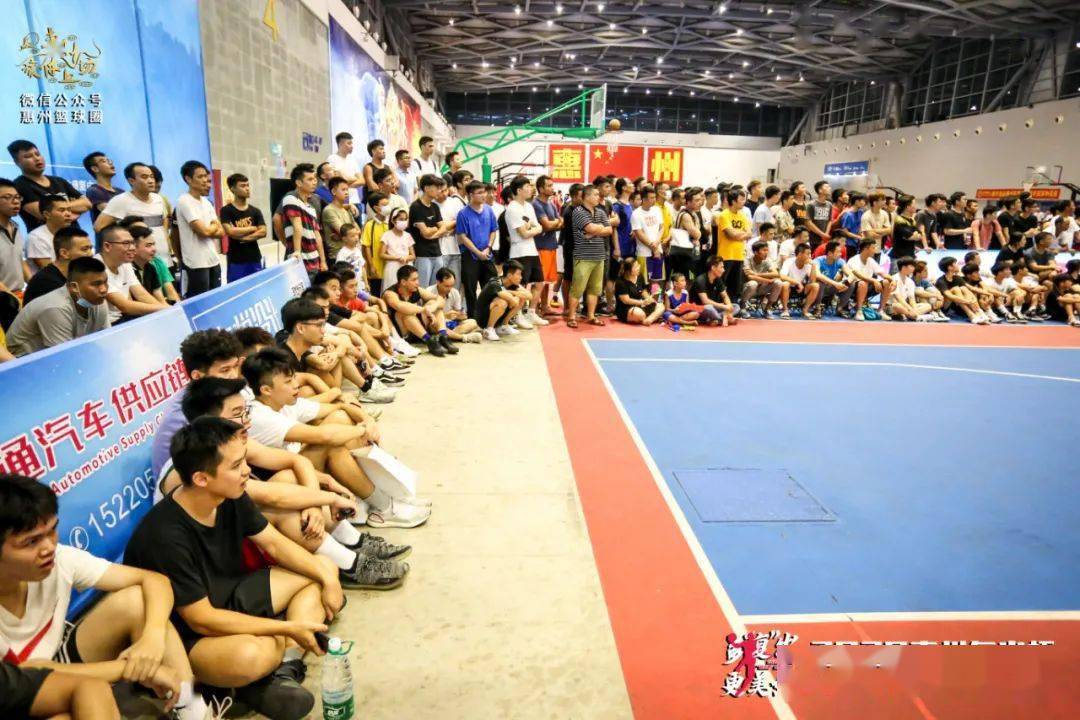  科雷兹主场氛围火爆，球迷助威催生逆转好戏