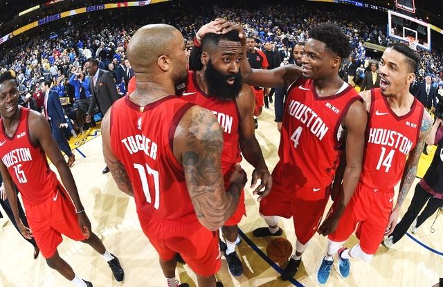  科森扎终场前绝杀，戏剧性胜利点燃主场激情