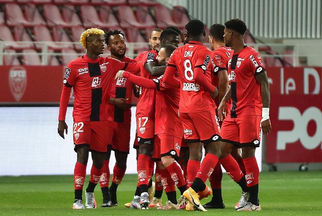  尼斯主场顽强逼平，法甲中游球队彰显坚韧品格